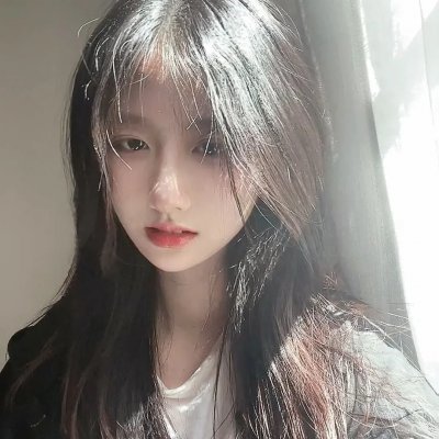 群莺乱飞